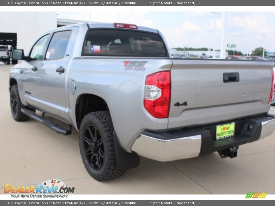 2019 Toyota Tundra TSS Off Road CrewMax 4x4 Silver Sky Metallic / Graphite Photo #6