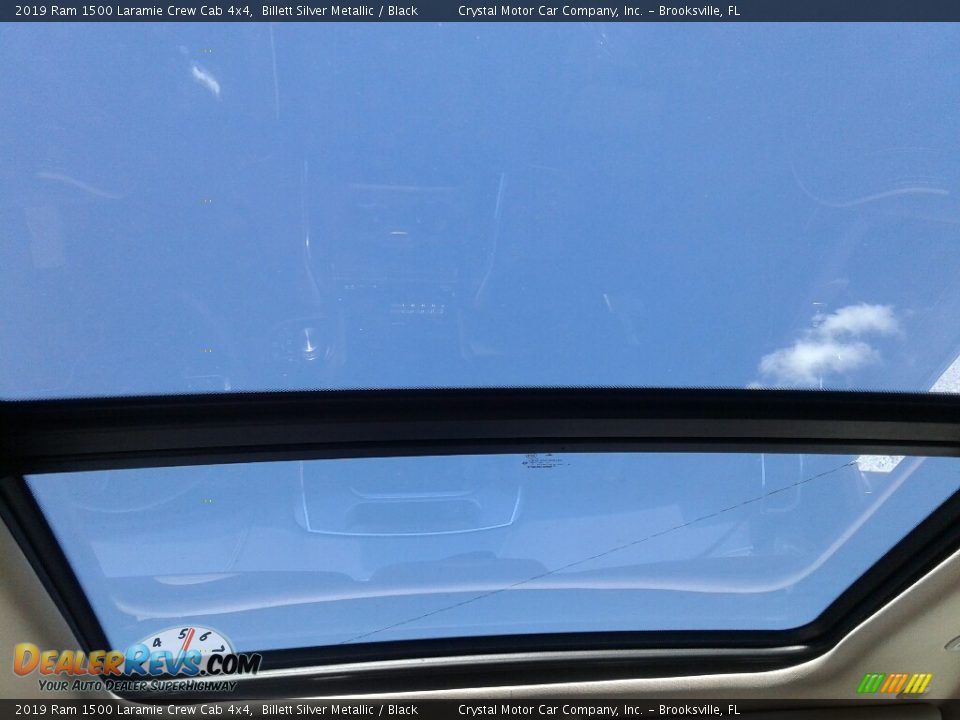 2019 Ram 1500 Laramie Crew Cab 4x4 Billett Silver Metallic / Black Photo #17