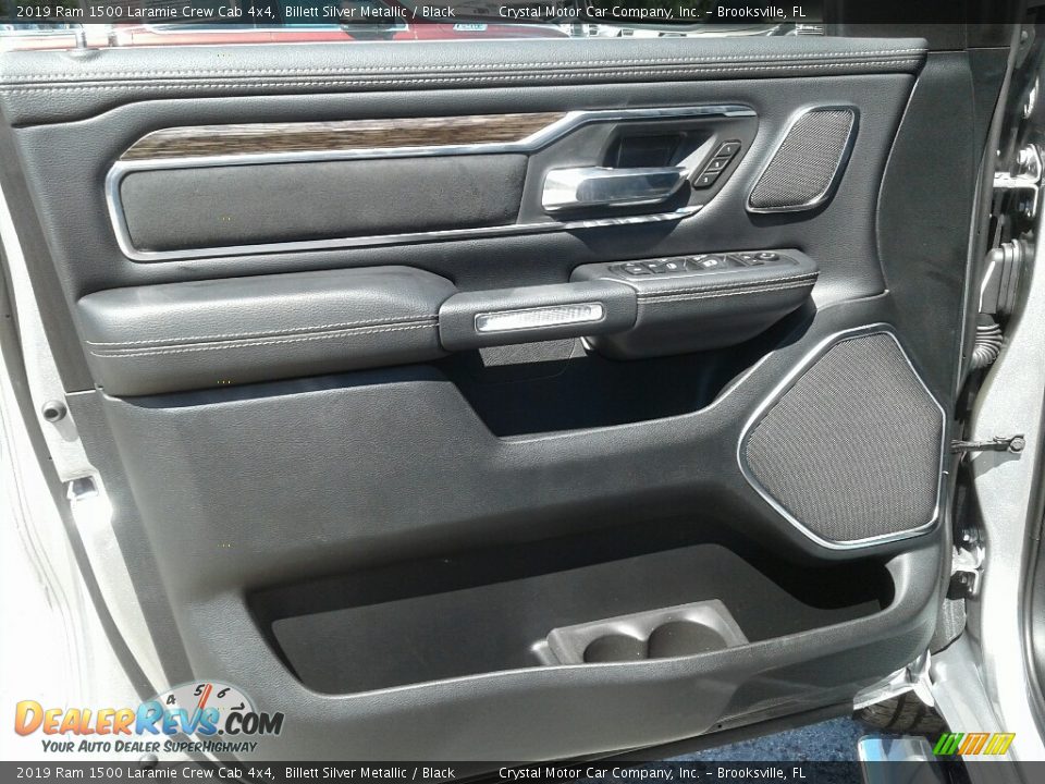 2019 Ram 1500 Laramie Crew Cab 4x4 Billett Silver Metallic / Black Photo #18
