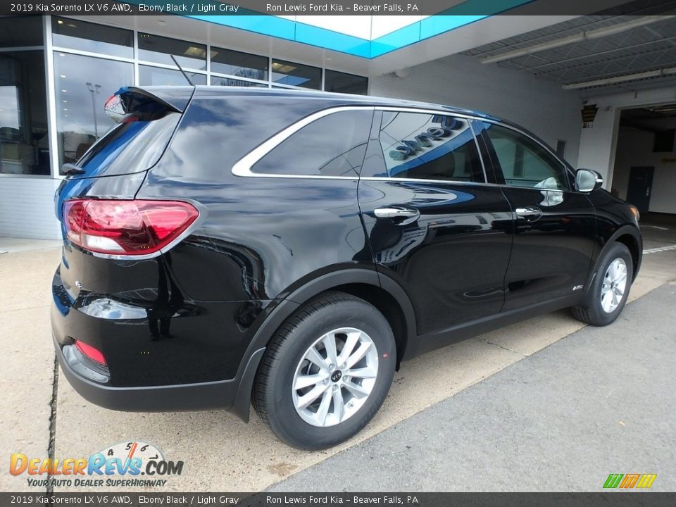 2019 Kia Sorento LX V6 AWD Ebony Black / Light Gray Photo #2