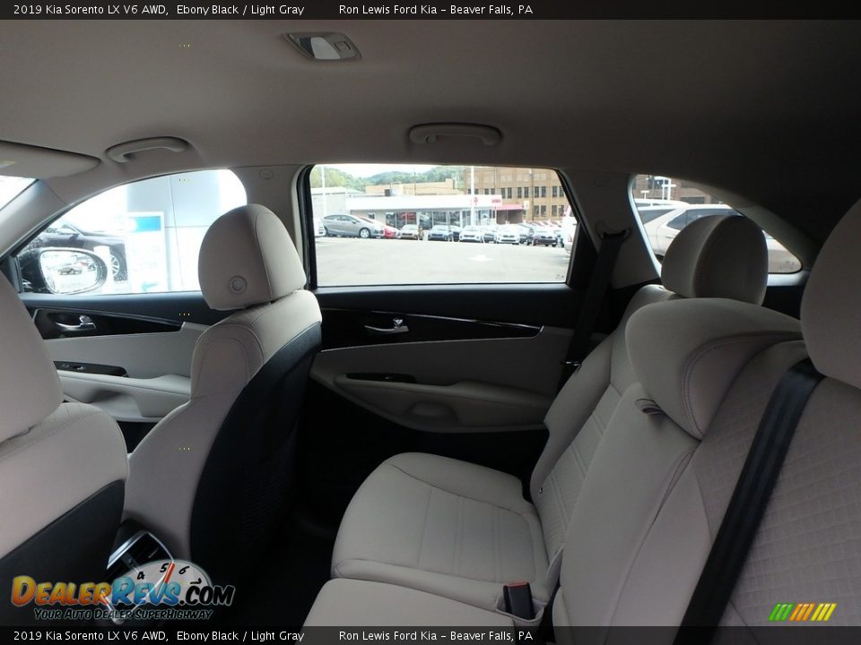 2019 Kia Sorento LX V6 AWD Ebony Black / Light Gray Photo #12