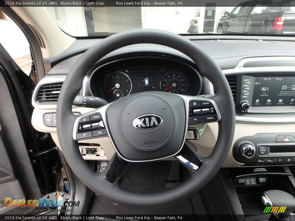 2019 Kia Sorento LX V6 AWD Ebony Black / Light Gray Photo #17