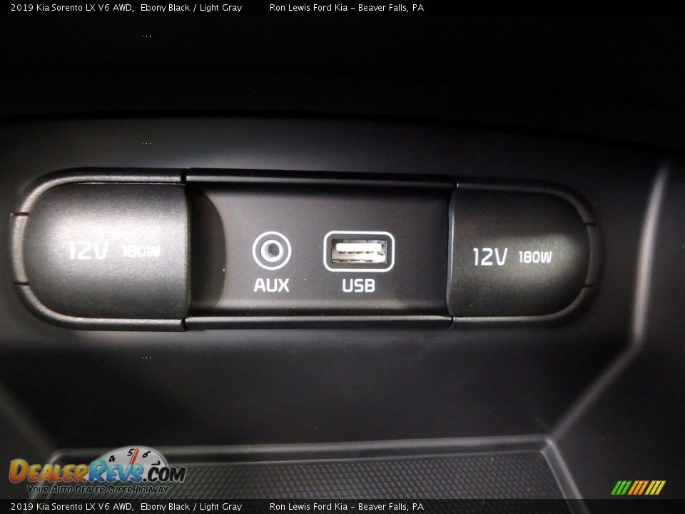 2019 Kia Sorento LX V6 AWD Ebony Black / Light Gray Photo #19