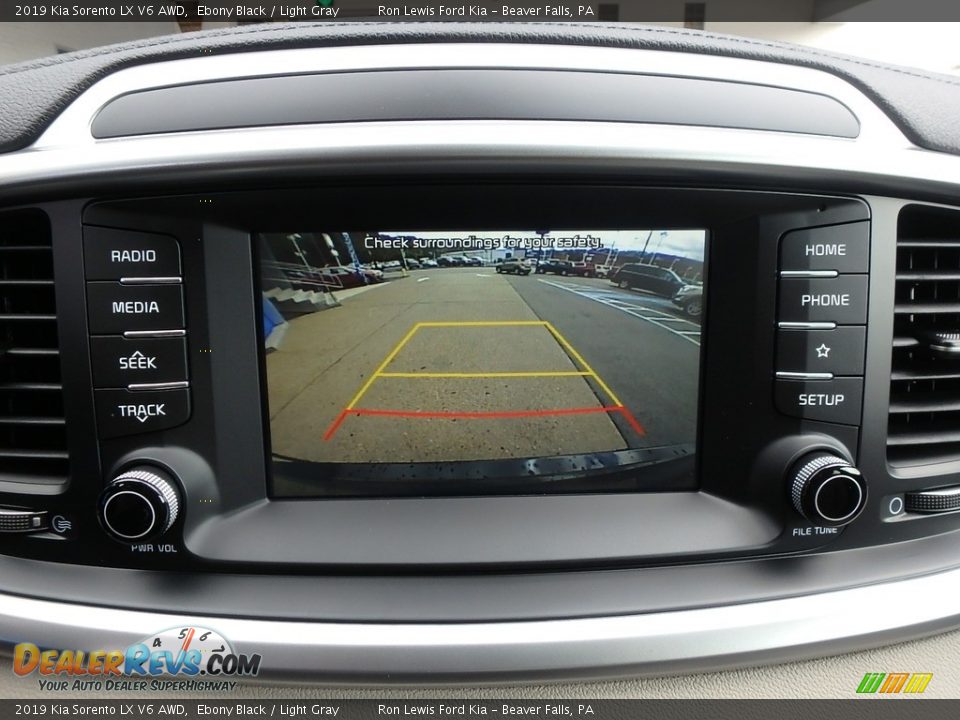 2019 Kia Sorento LX V6 AWD Ebony Black / Light Gray Photo #20