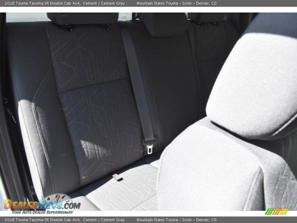 2018 Toyota Tacoma SR Double Cab 4x4 Cement / Cement Gray Photo #19