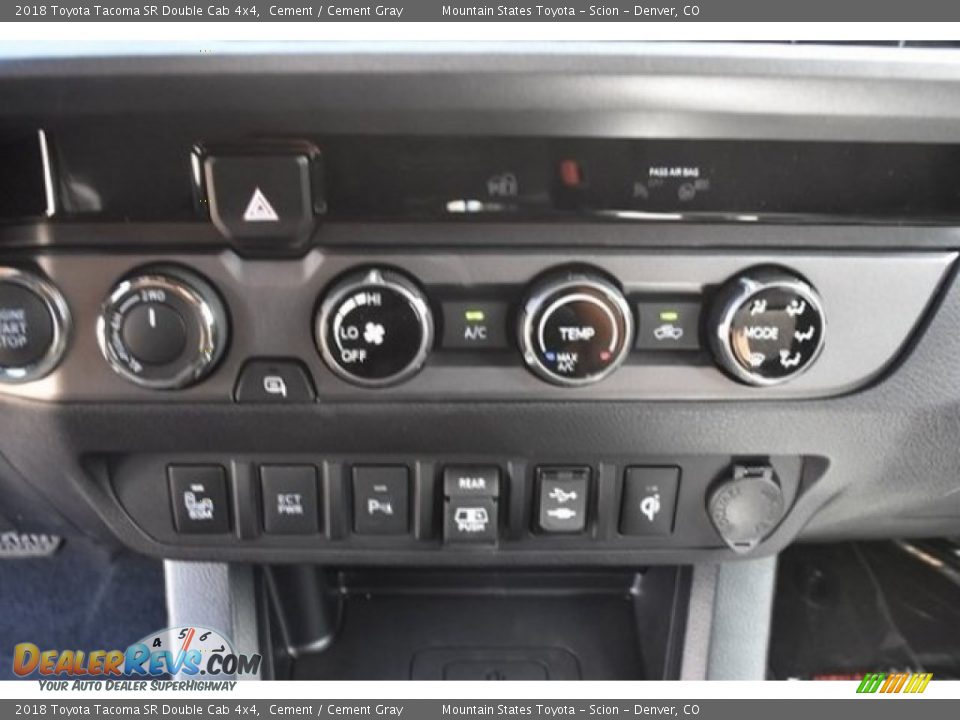 2018 Toyota Tacoma SR Double Cab 4x4 Cement / Cement Gray Photo #29
