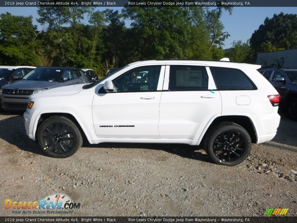 2019 Jeep Grand Cherokee Altitude 4x4 Bright White / Black Photo #3