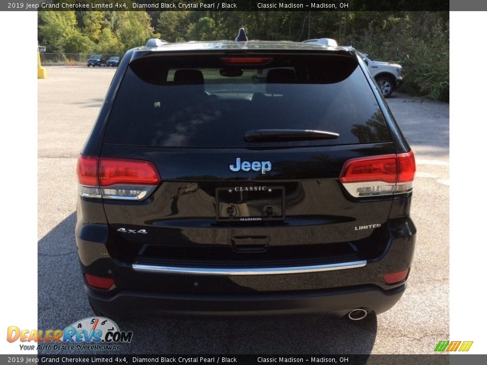 2019 Jeep Grand Cherokee Limited 4x4 Diamond Black Crystal Pearl / Black Photo #4