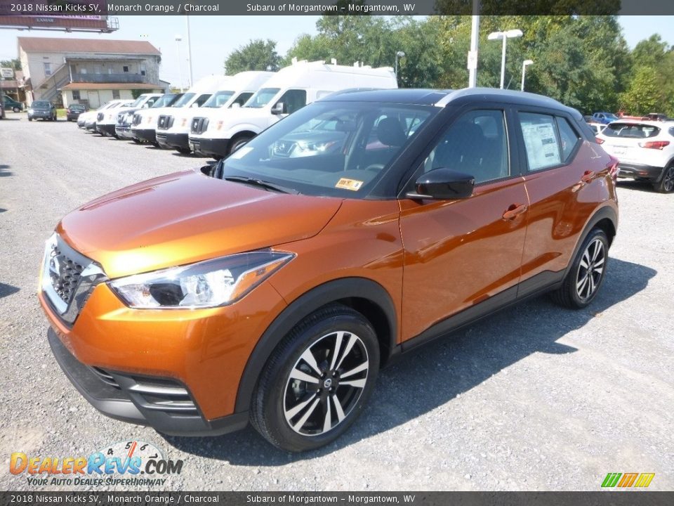 Monarch Orange 2018 Nissan Kicks SV Photo #8