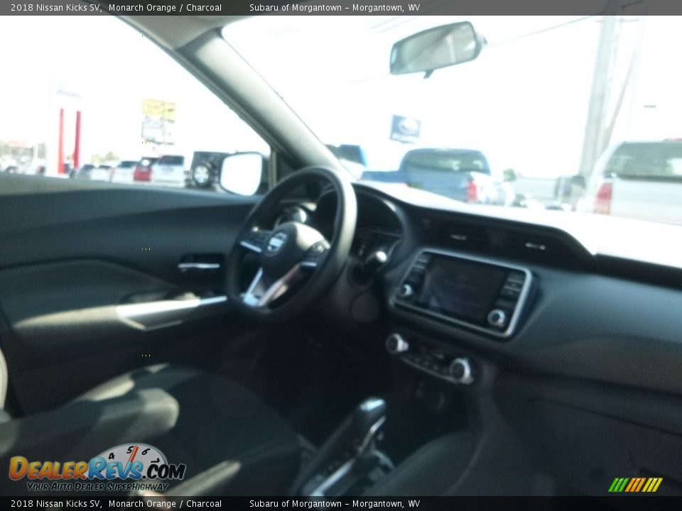 2018 Nissan Kicks SV Monarch Orange / Charcoal Photo #11