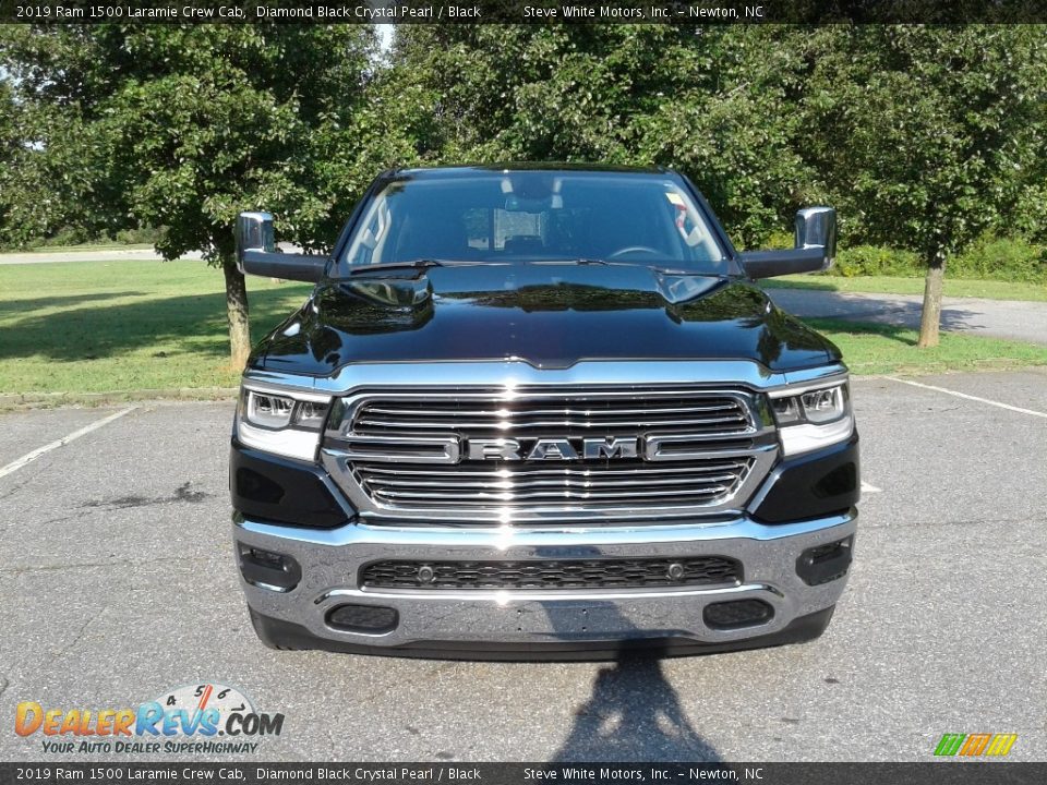 2019 Ram 1500 Laramie Crew Cab Diamond Black Crystal Pearl / Black Photo #3