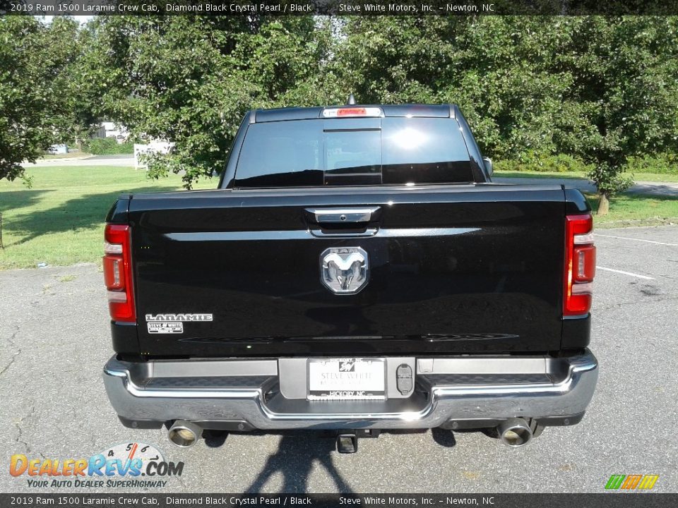 2019 Ram 1500 Laramie Crew Cab Diamond Black Crystal Pearl / Black Photo #7