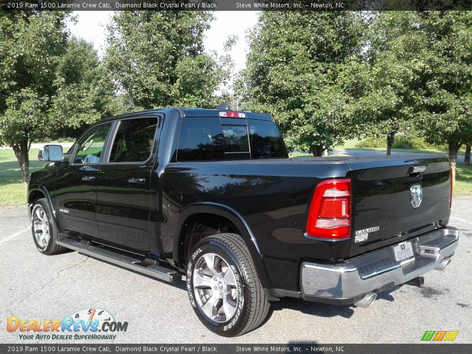 2019 Ram 1500 Laramie Crew Cab Diamond Black Crystal Pearl / Black Photo #8