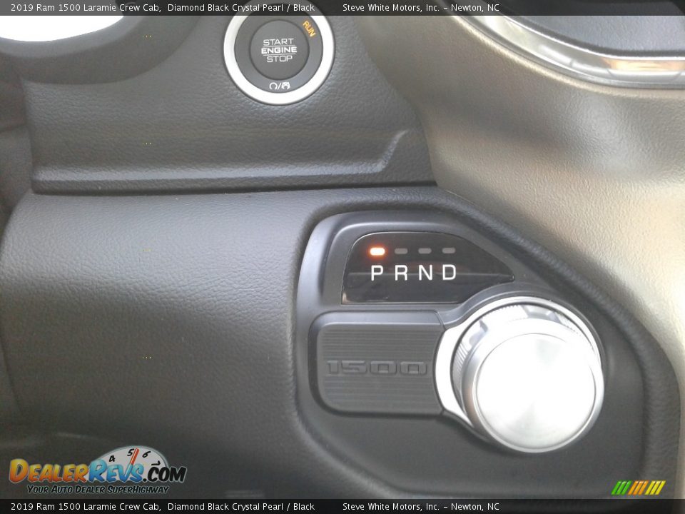 2019 Ram 1500 Laramie Crew Cab Diamond Black Crystal Pearl / Black Photo #29
