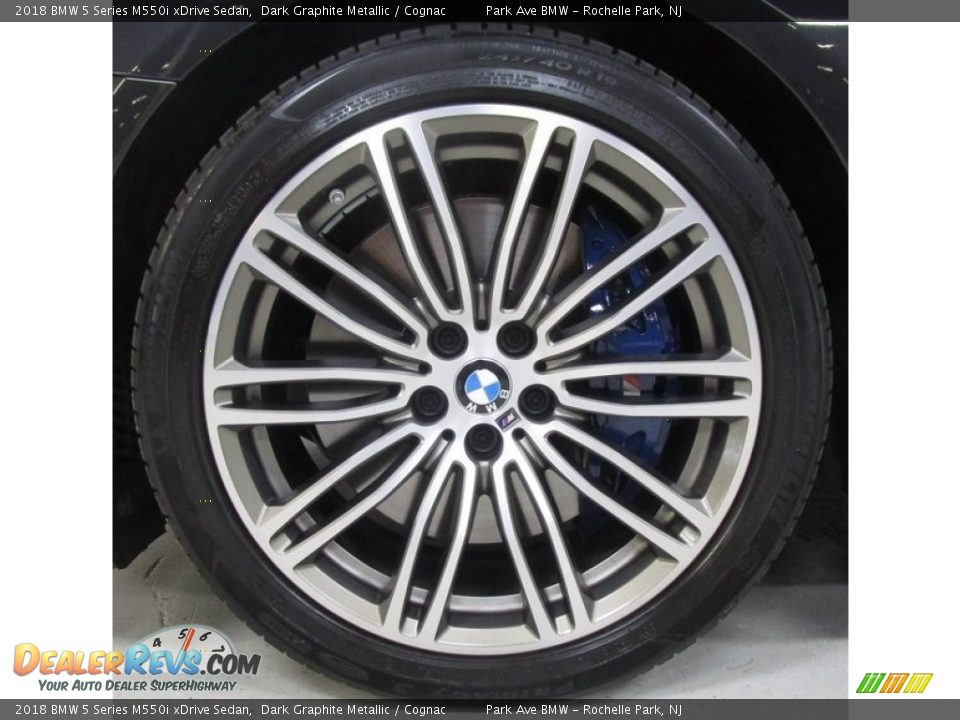 2018 BMW 5 Series M550i xDrive Sedan Dark Graphite Metallic / Cognac Photo #31