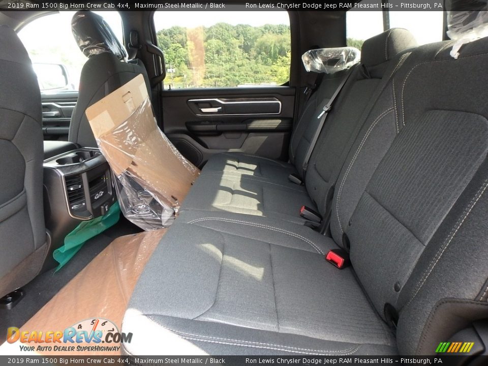 2019 Ram 1500 Big Horn Crew Cab 4x4 Maximum Steel Metallic / Black Photo #11