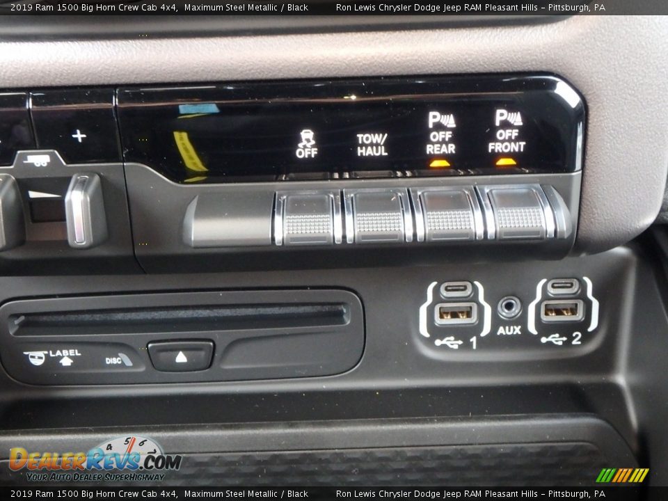 2019 Ram 1500 Big Horn Crew Cab 4x4 Maximum Steel Metallic / Black Photo #18