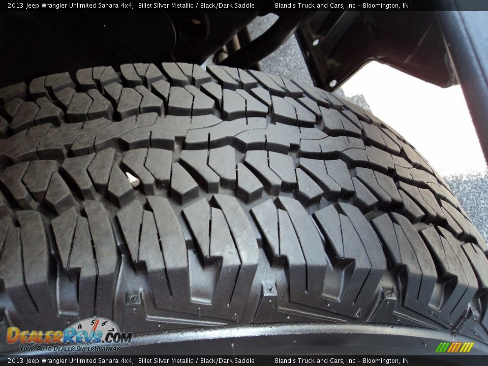 2013 Jeep Wrangler Unlimited Sahara 4x4 Billet Silver Metallic / Black/Dark Saddle Photo #30
