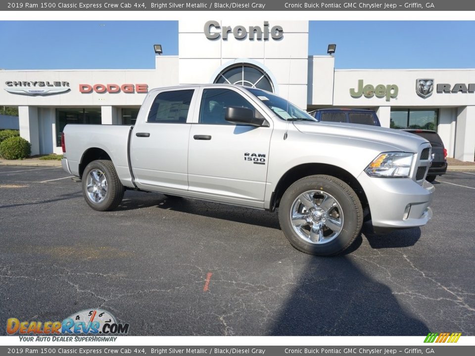 2019 Ram 1500 Classic Express Crew Cab 4x4 Bright Silver Metallic / Black/Diesel Gray Photo #1