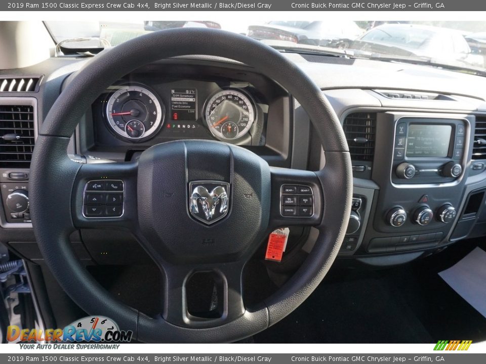2019 Ram 1500 Classic Express Crew Cab 4x4 Bright Silver Metallic / Black/Diesel Gray Photo #5
