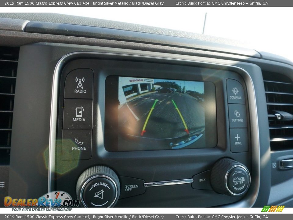 2019 Ram 1500 Classic Express Crew Cab 4x4 Bright Silver Metallic / Black/Diesel Gray Photo #6