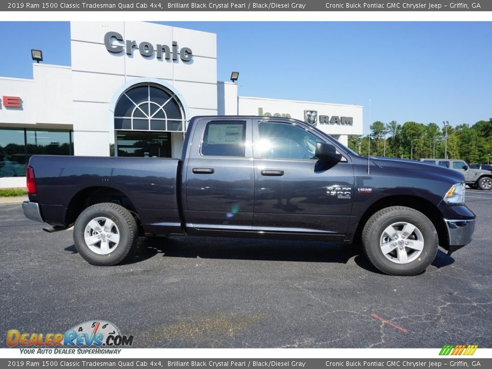 2019 Ram 1500 Classic Tradesman Quad Cab 4x4 Brilliant Black Crystal Pearl / Black/Diesel Gray Photo #11