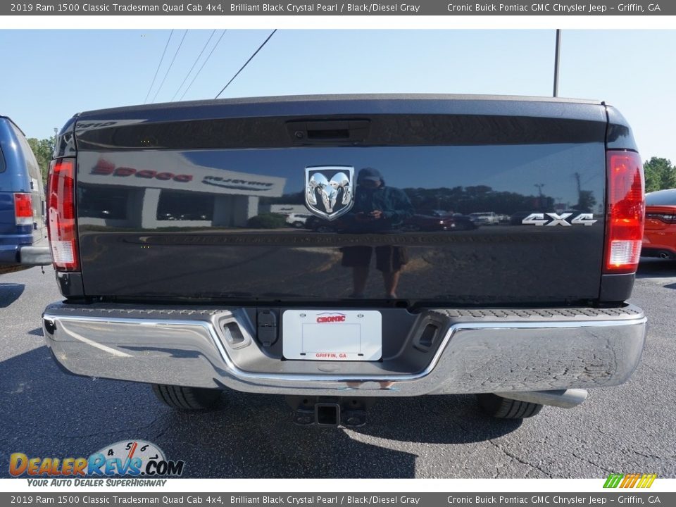 2019 Ram 1500 Classic Tradesman Quad Cab 4x4 Brilliant Black Crystal Pearl / Black/Diesel Gray Photo #13