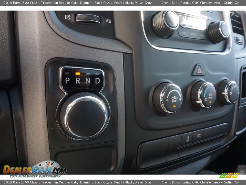 2019 Ram 1500 Classic Tradesman Regular Cab Diamond Black Crystal Pearl / Black/Diesel Gray Photo #7