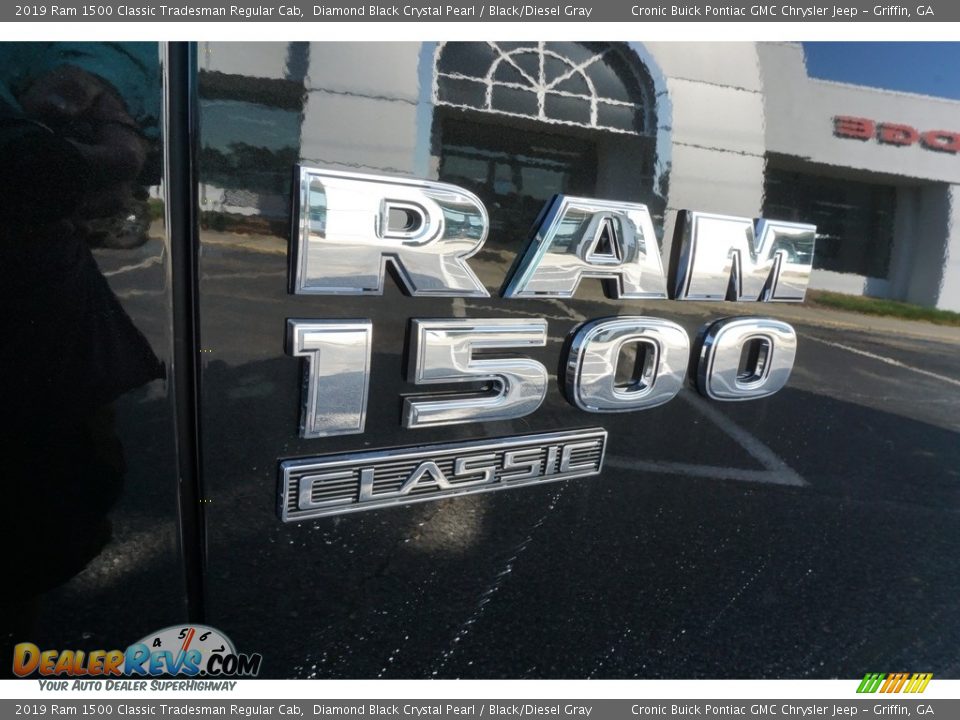2019 Ram 1500 Classic Tradesman Regular Cab Diamond Black Crystal Pearl / Black/Diesel Gray Photo #8