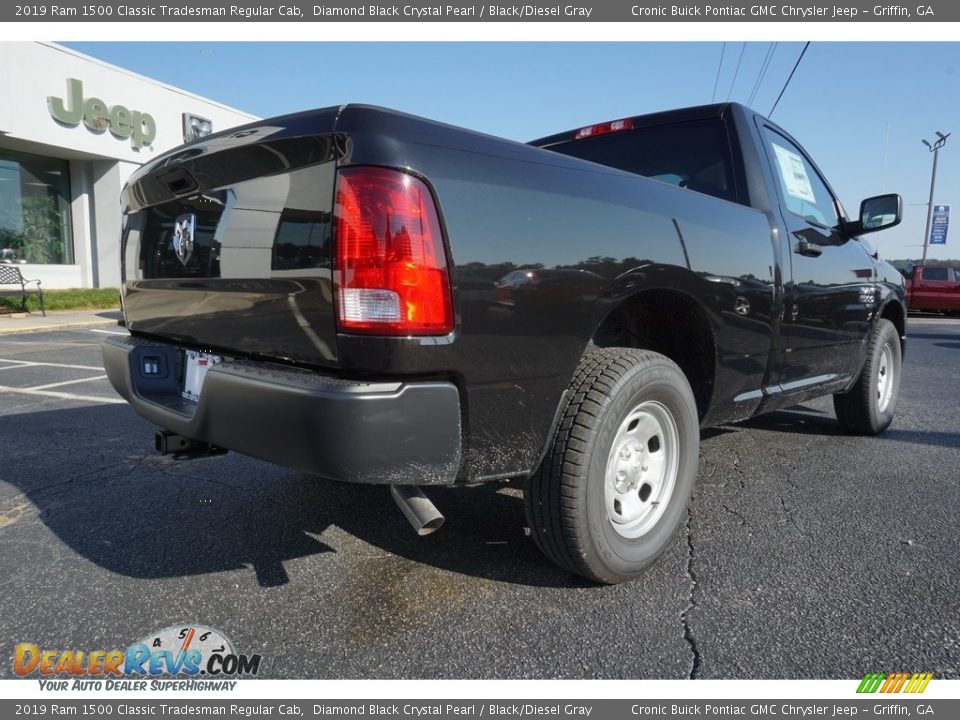 2019 Ram 1500 Classic Tradesman Regular Cab Diamond Black Crystal Pearl / Black/Diesel Gray Photo #11