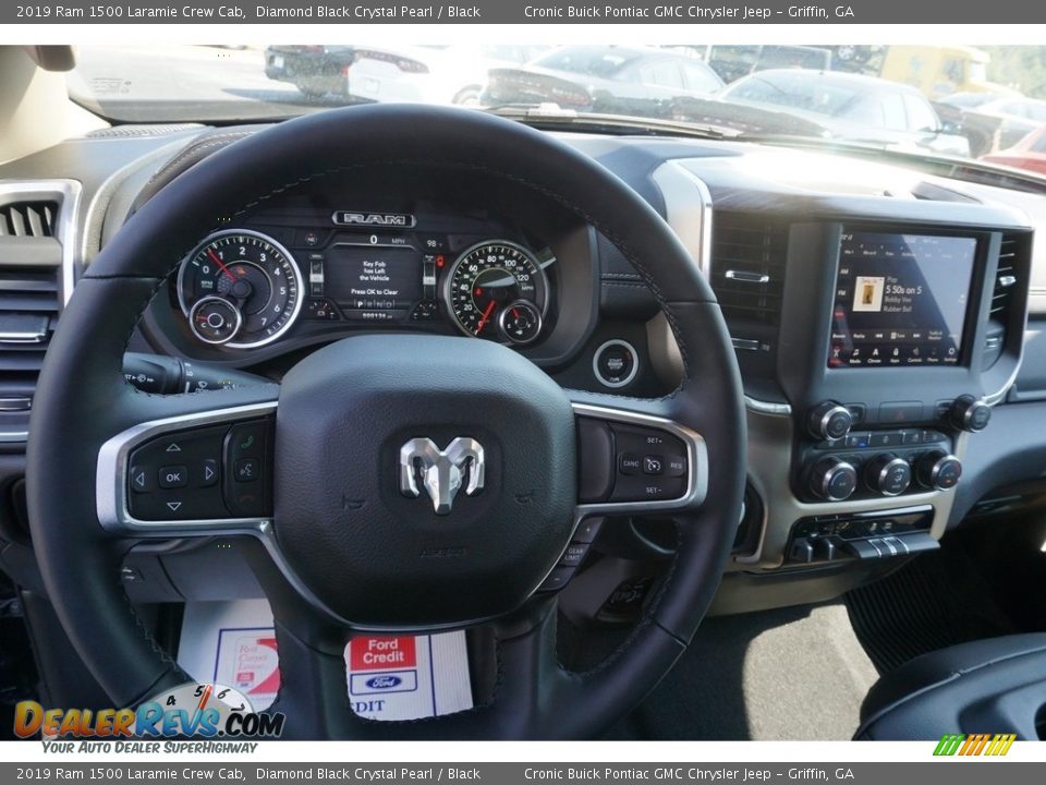 2019 Ram 1500 Laramie Crew Cab Diamond Black Crystal Pearl / Black Photo #5