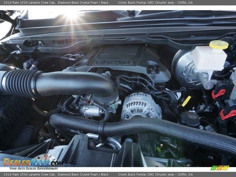 2019 Ram 1500 Laramie Crew Cab Diamond Black Crystal Pearl / Black Photo #8