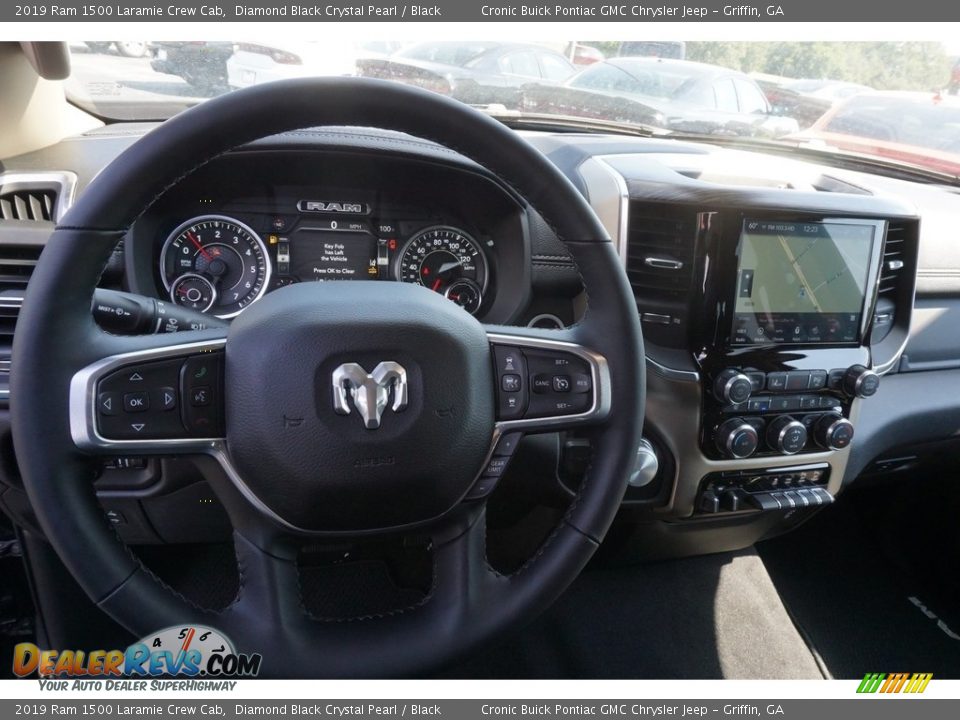2019 Ram 1500 Laramie Crew Cab Diamond Black Crystal Pearl / Black Photo #5