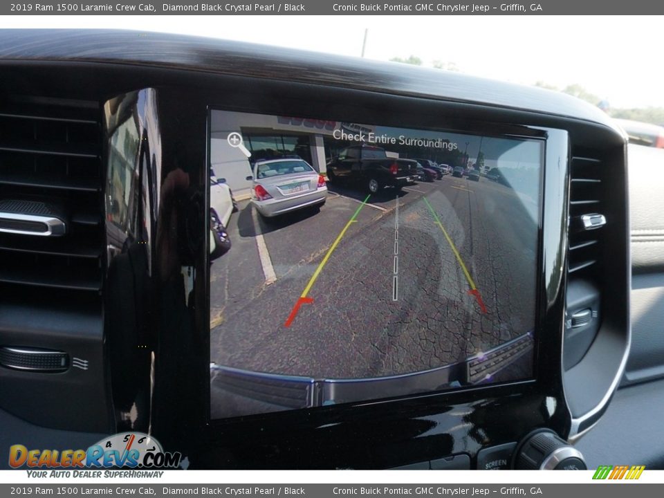 2019 Ram 1500 Laramie Crew Cab Diamond Black Crystal Pearl / Black Photo #7
