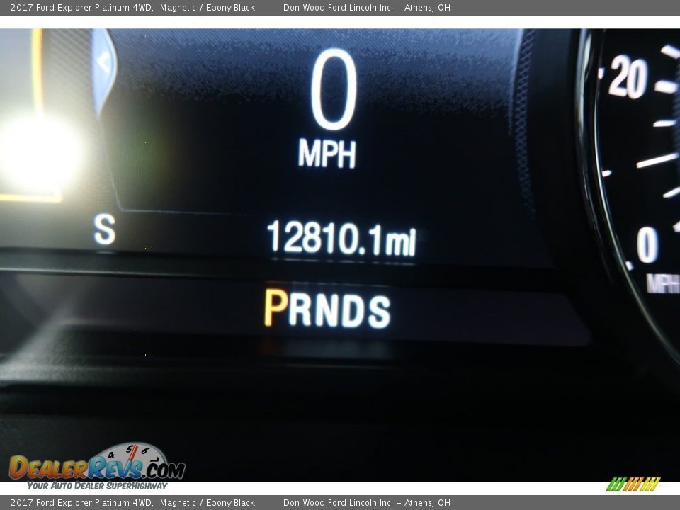 2017 Ford Explorer Platinum 4WD Magnetic / Ebony Black Photo #25