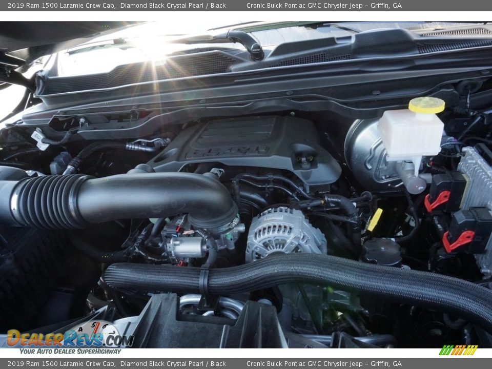 2019 Ram 1500 Laramie Crew Cab Diamond Black Crystal Pearl / Black Photo #10