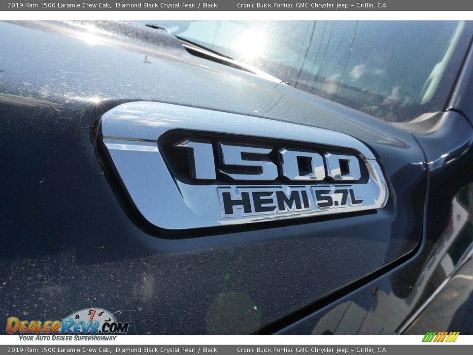 2019 Ram 1500 Laramie Crew Cab Diamond Black Crystal Pearl / Black Photo #11