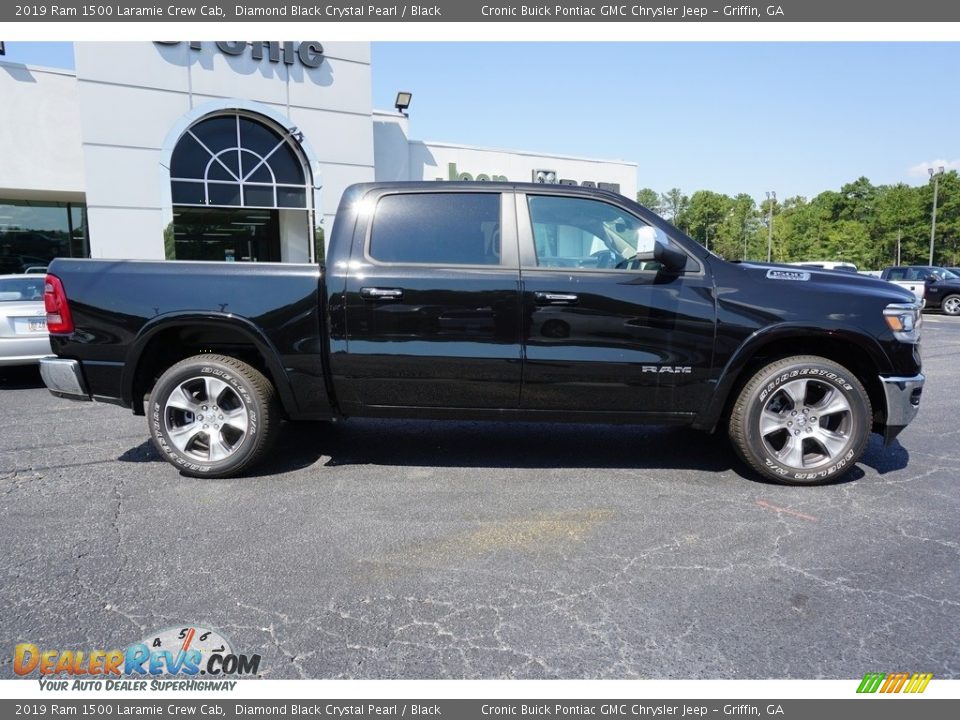 2019 Ram 1500 Laramie Crew Cab Diamond Black Crystal Pearl / Black Photo #12