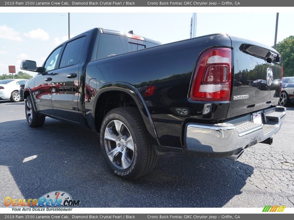 2019 Ram 1500 Laramie Crew Cab Diamond Black Crystal Pearl / Black Photo #15