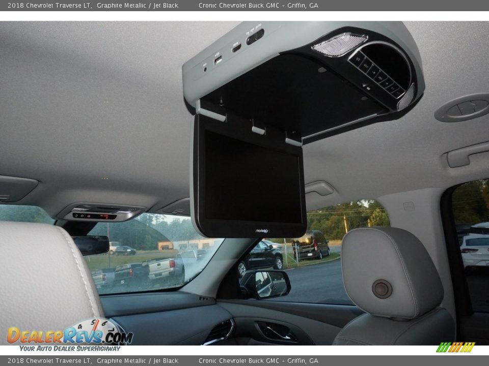 2018 Chevrolet Traverse LT Graphite Metallic / Jet Black Photo #6