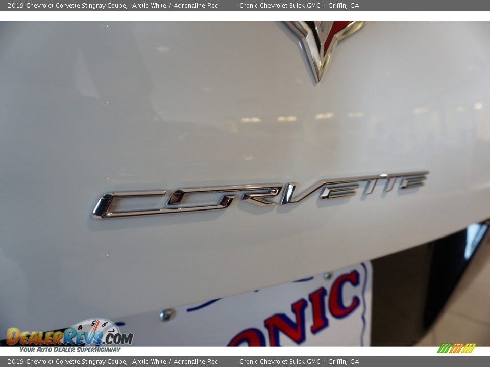 2019 Chevrolet Corvette Stingray Coupe Arctic White / Adrenaline Red Photo #11