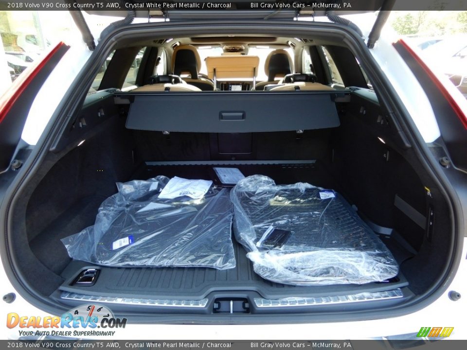 2018 Volvo V90 Cross Country T5 AWD Crystal White Pearl Metallic / Charcoal Photo #3