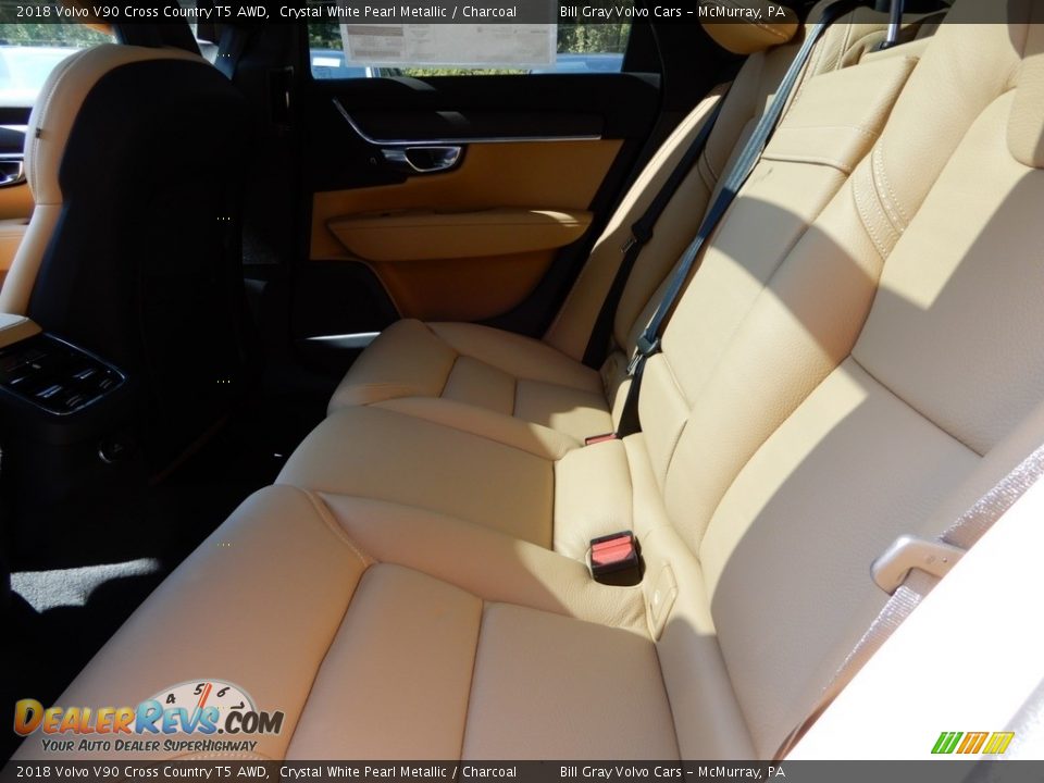 2018 Volvo V90 Cross Country T5 AWD Crystal White Pearl Metallic / Charcoal Photo #8
