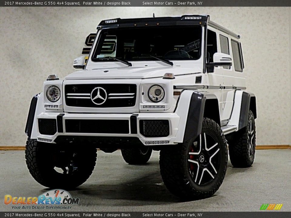Front 3/4 View of 2017 Mercedes-Benz G 550 4x4 Squared Photo #1