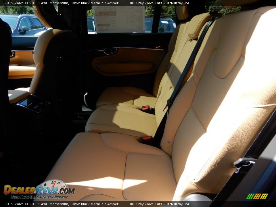 2019 Volvo XC90 T6 AWD Momentum Onyx Black Metallic / Amber Photo #8