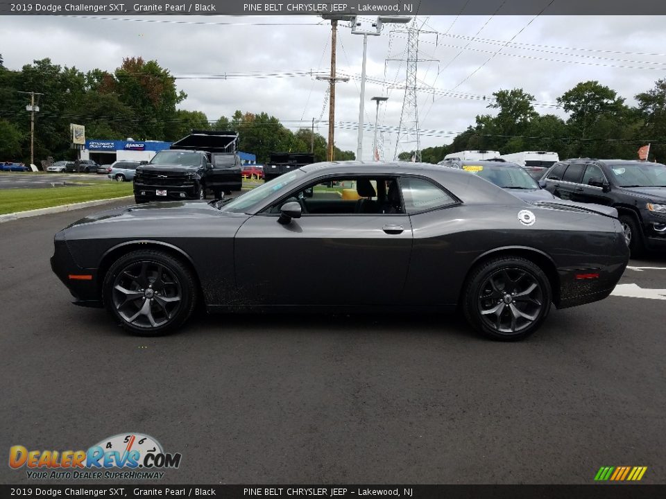 Granite Pearl 2019 Dodge Challenger SXT Photo #3
