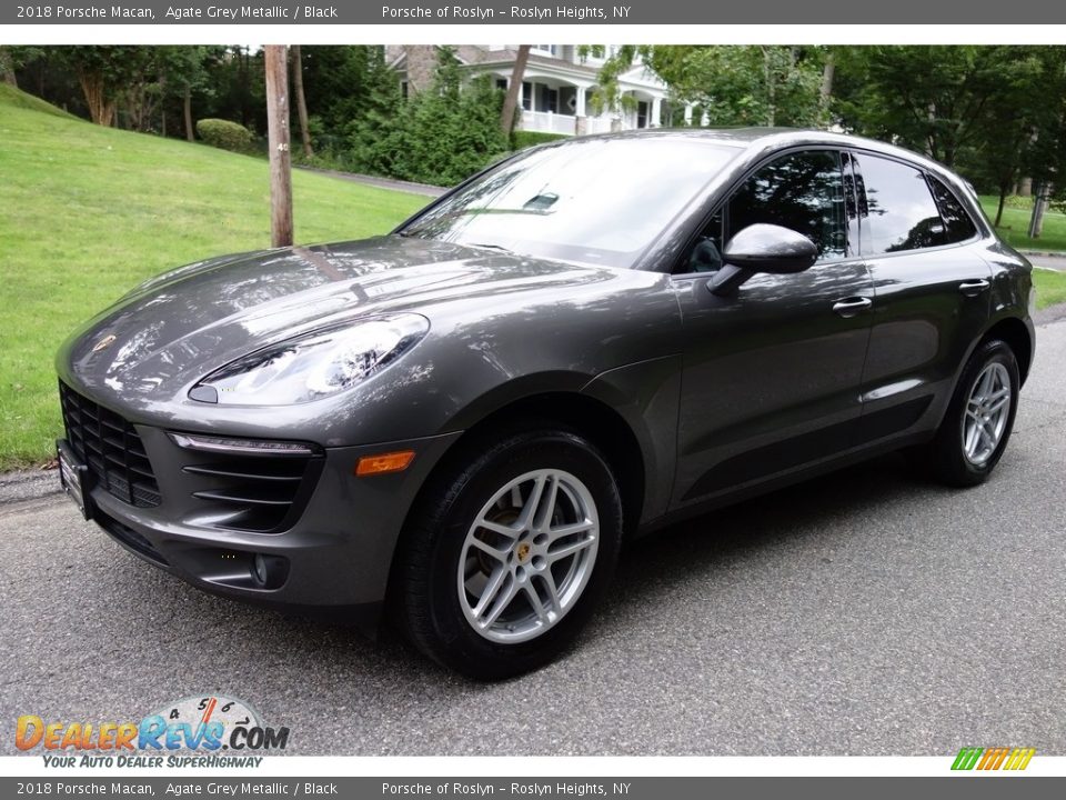 2018 Porsche Macan Agate Grey Metallic / Black Photo #1