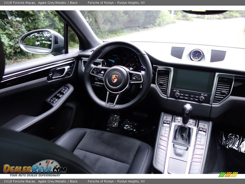 2018 Porsche Macan Agate Grey Metallic / Black Photo #13