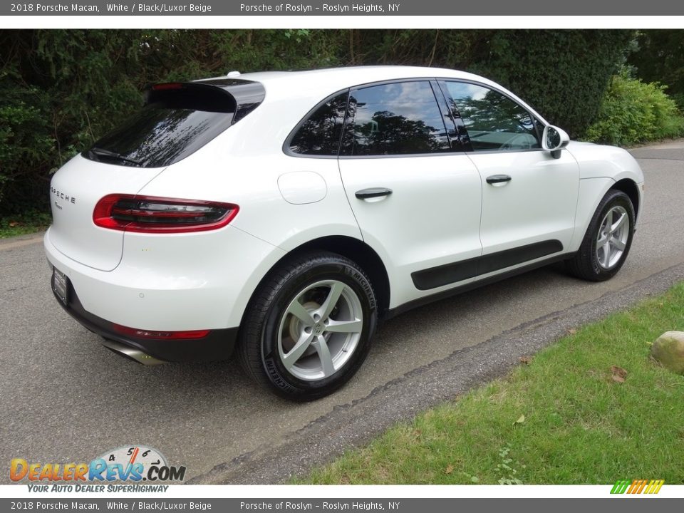 2018 Porsche Macan White / Black/Luxor Beige Photo #6