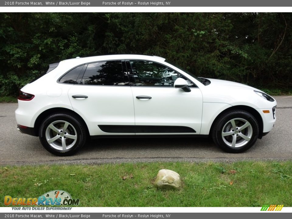 2018 Porsche Macan White / Black/Luxor Beige Photo #7